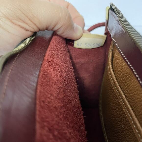 Vintage Dooney & Bourke USA Pebbled Leather Burgundy Crossbody Small Purse - Picture 13 of 16